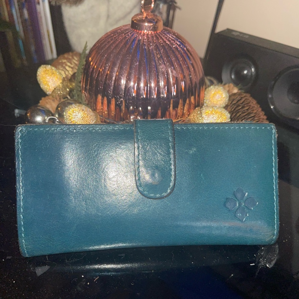 Patricia Nash Nazari Wallet